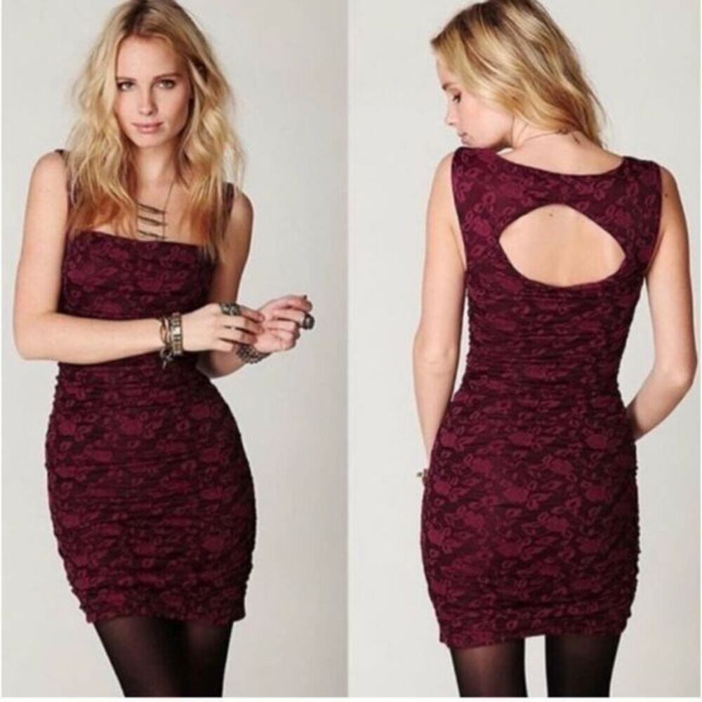 NWOT Free People Women's Burgundy Red Ruched Floral Bodycon Mini Dress Size XS